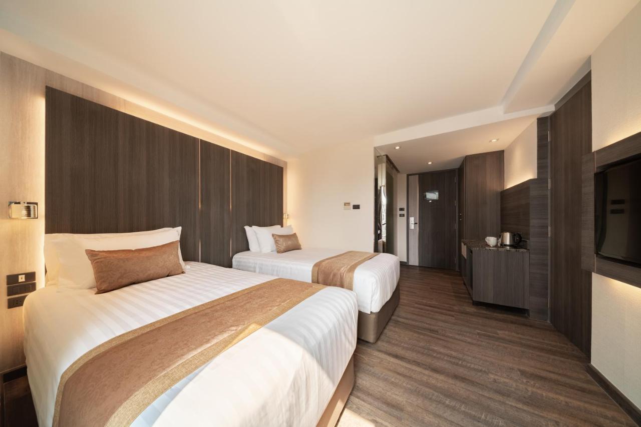 Aspira Parc Sukhumvit 22 Hotel Bangkok Ngoại thất bức ảnh